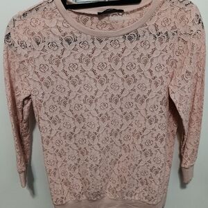 Pink lace top, 3/4 sleeves